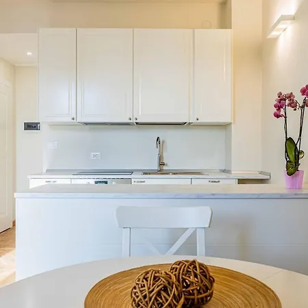 Cavallotti 70 - Renovated With A Sea View Sanremo