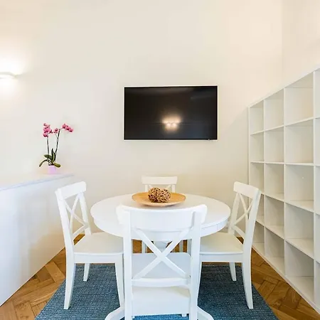 Cavallotti 70 - Renovated With A Sea View Apartment Sanremo