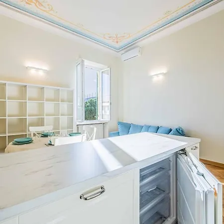 Cavallotti 70 - Renovated With A Sea View Apartmán *